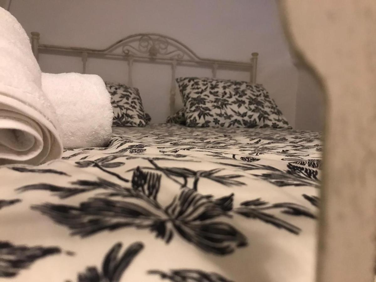 Edyta'S Apartment Остуни Екстериор снимка
