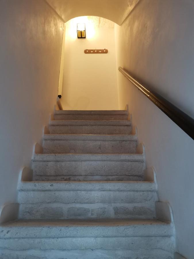 Edyta'S Apartment Остуни Екстериор снимка