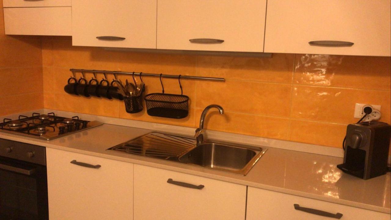 Edyta'S Apartment Остуни Екстериор снимка