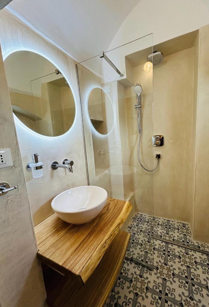 Edyta'S Apartment Остуни Екстериор снимка
